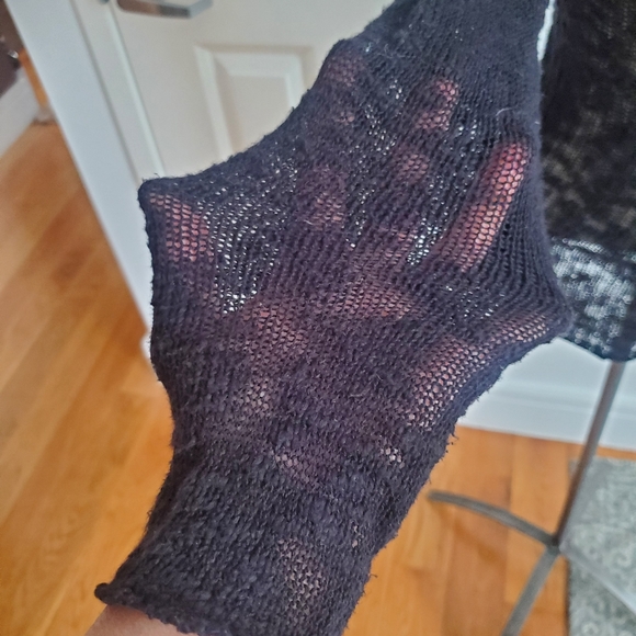 Zara black knit sweater light weight - Picture 3 of 5